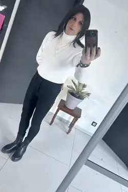 Catherine, femme trans à Solliès-Ville - photo de profil