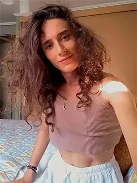 Leslie, femme trans à Dinard - photo de profil