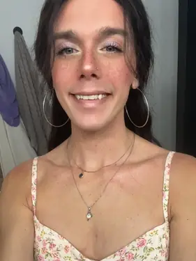 Stella, femme trans à Reims - photo de profil