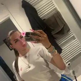 Leonie - annonce trans à Mâcon